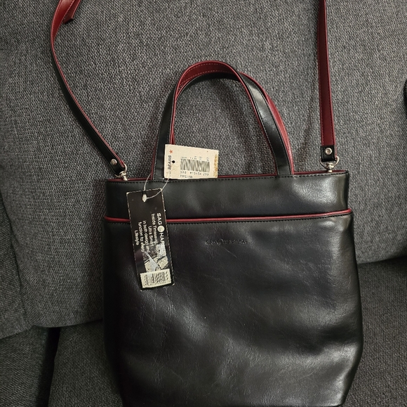 Crossbody Sag Harbor Leather Purse - Picture 1 of 7